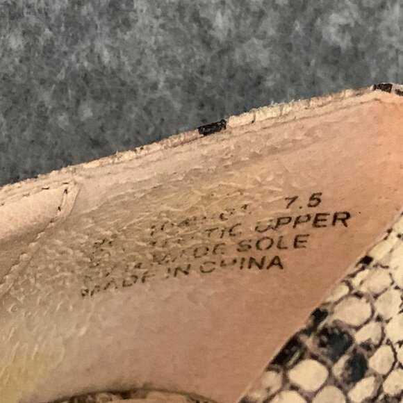 ZIGI New York Women's Snakeprint Heel Peep Toe Shoes - Picture 9 of 11